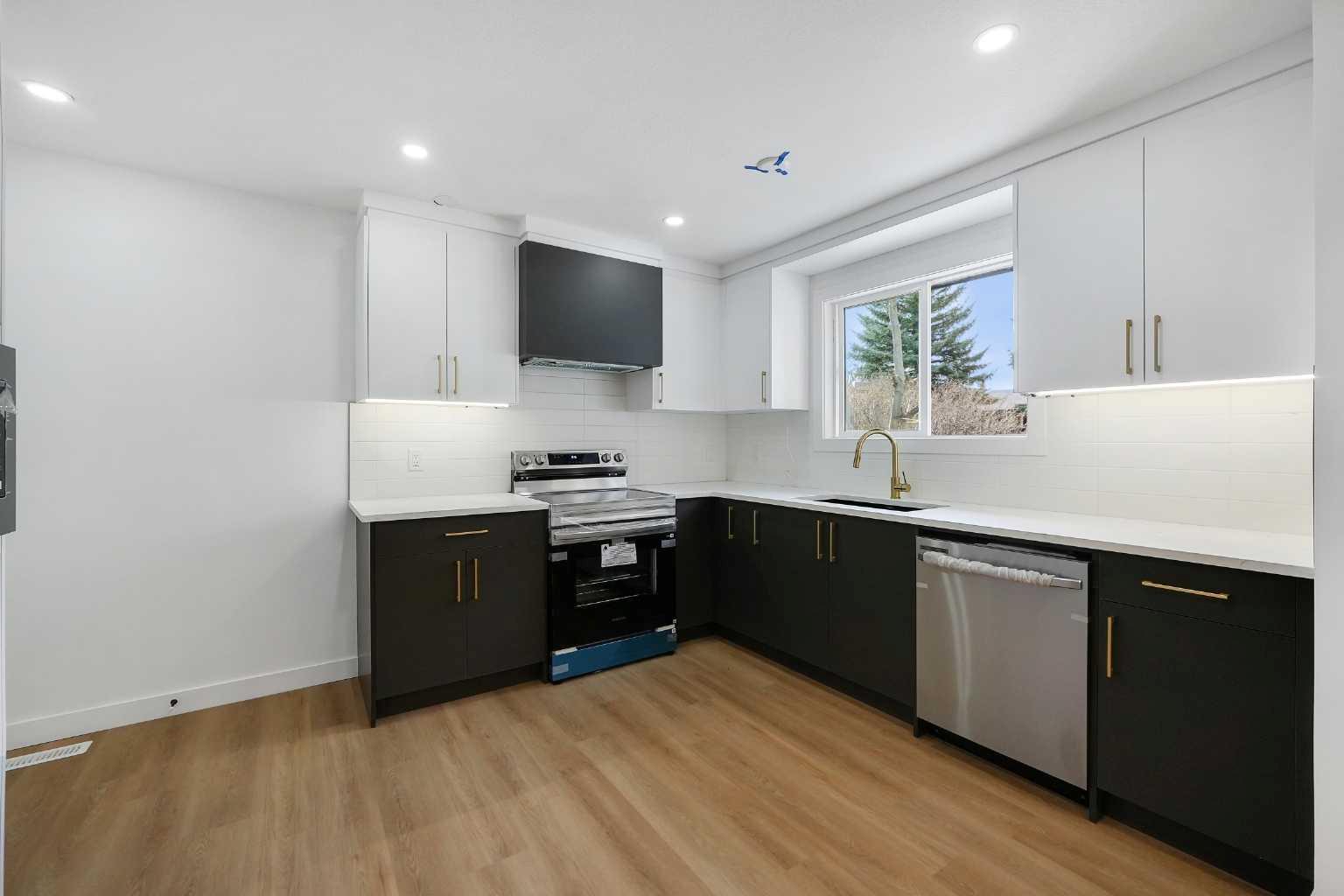 24 Bermuda Street NW