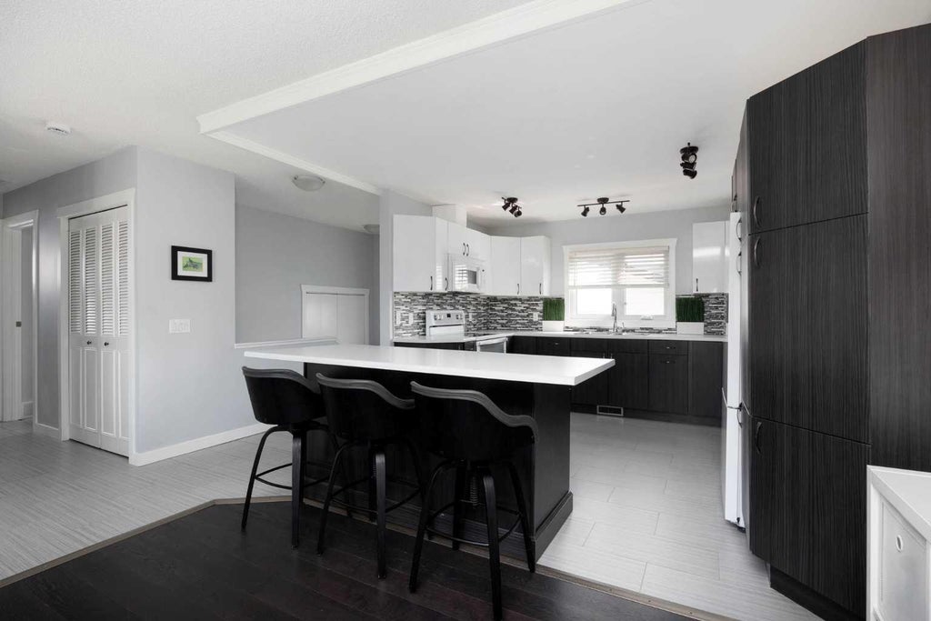 Photo of 157 Bird Crescent, Fort McMurray, AB T9H 4T1 (MLS # A2330060)