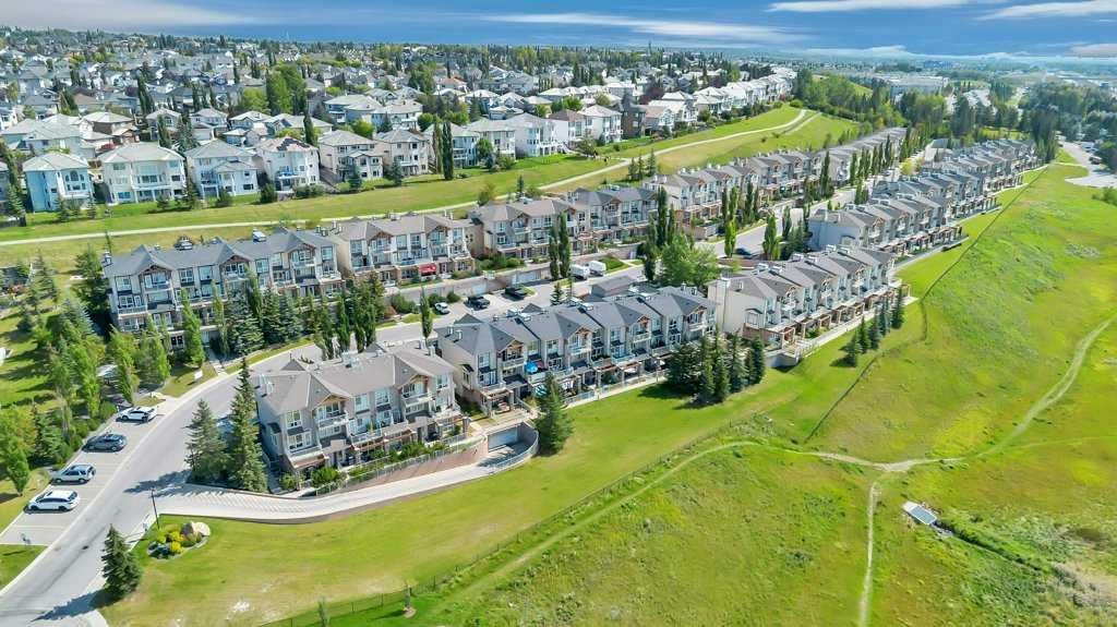 Photo of 148 Rockyledge View NW #13, Calgary, AB T3G 5Y4 (MLS # A2300684)