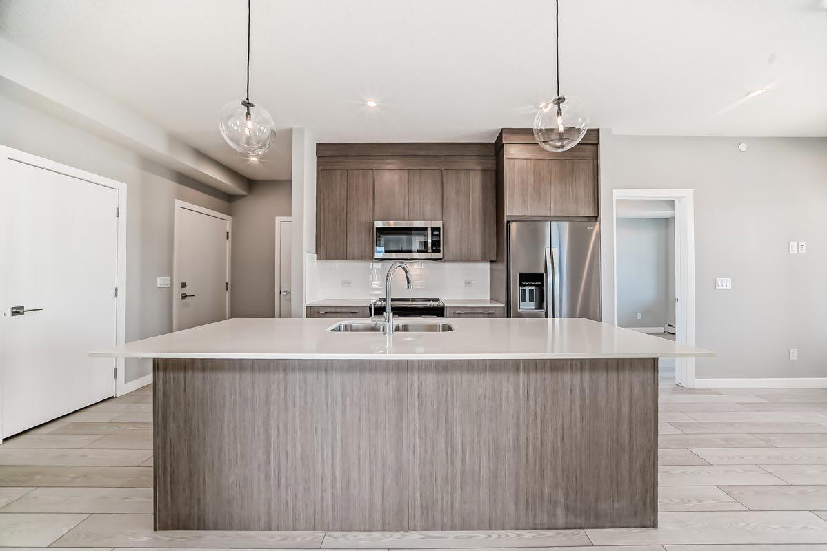 6 Merganser Drive W 3201