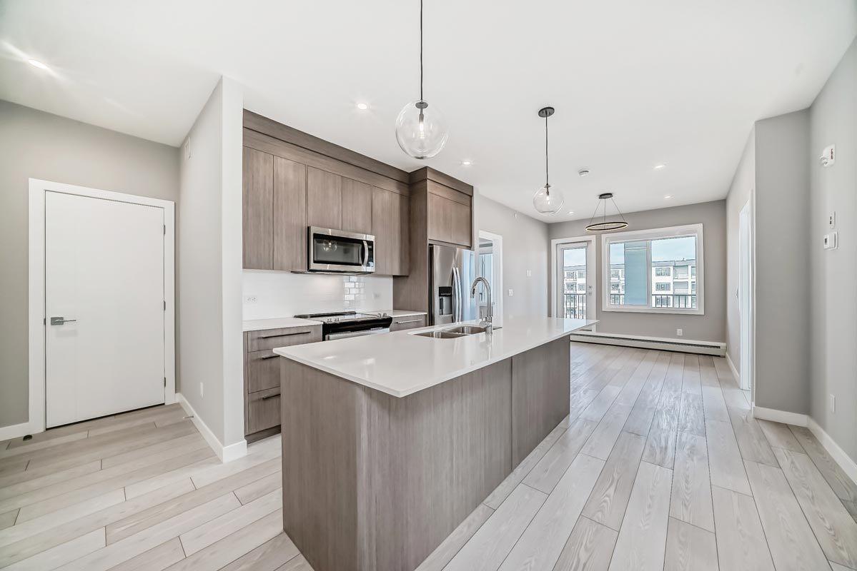 6 Merganser Drive W 3201