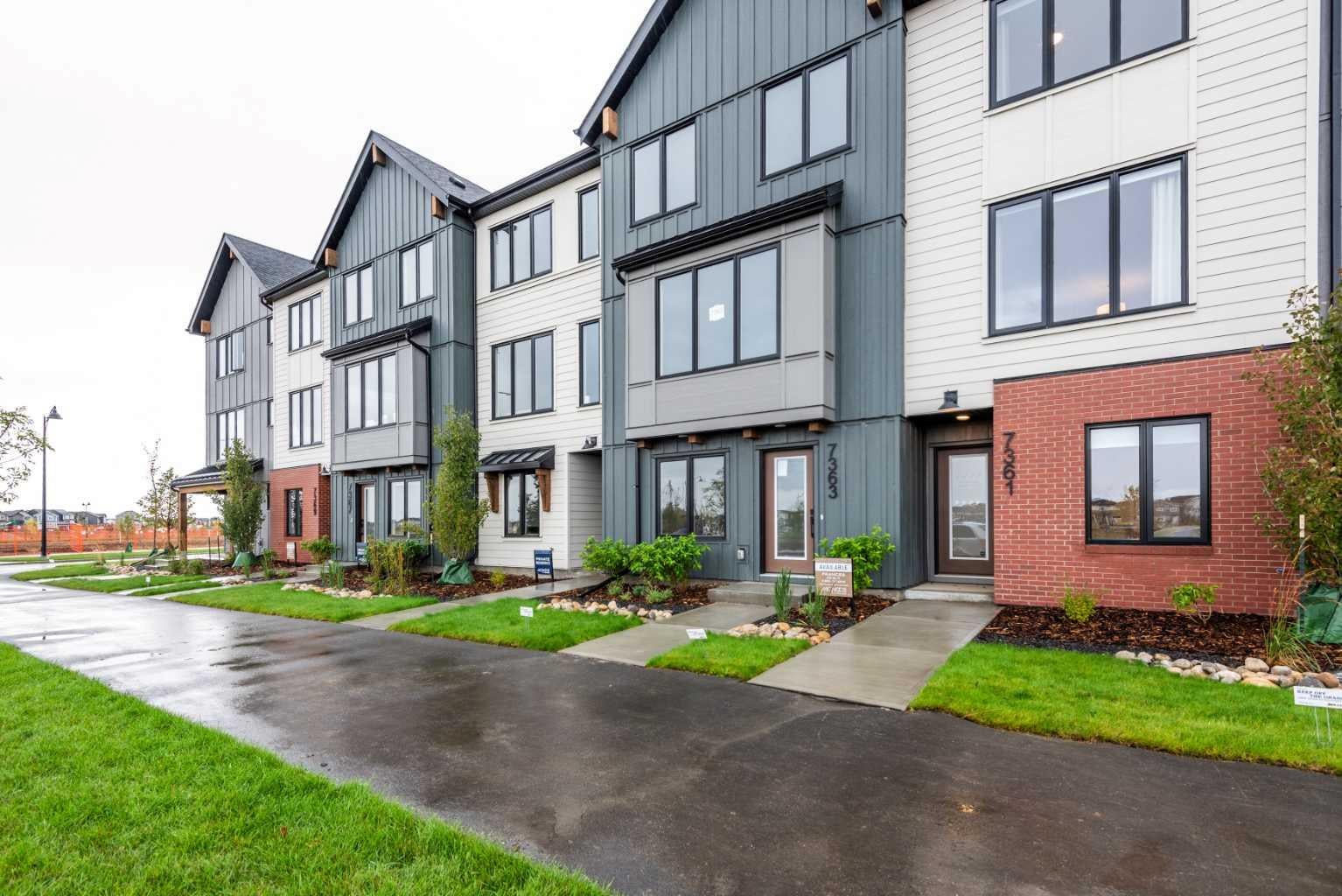 51 Mercado Lane SE