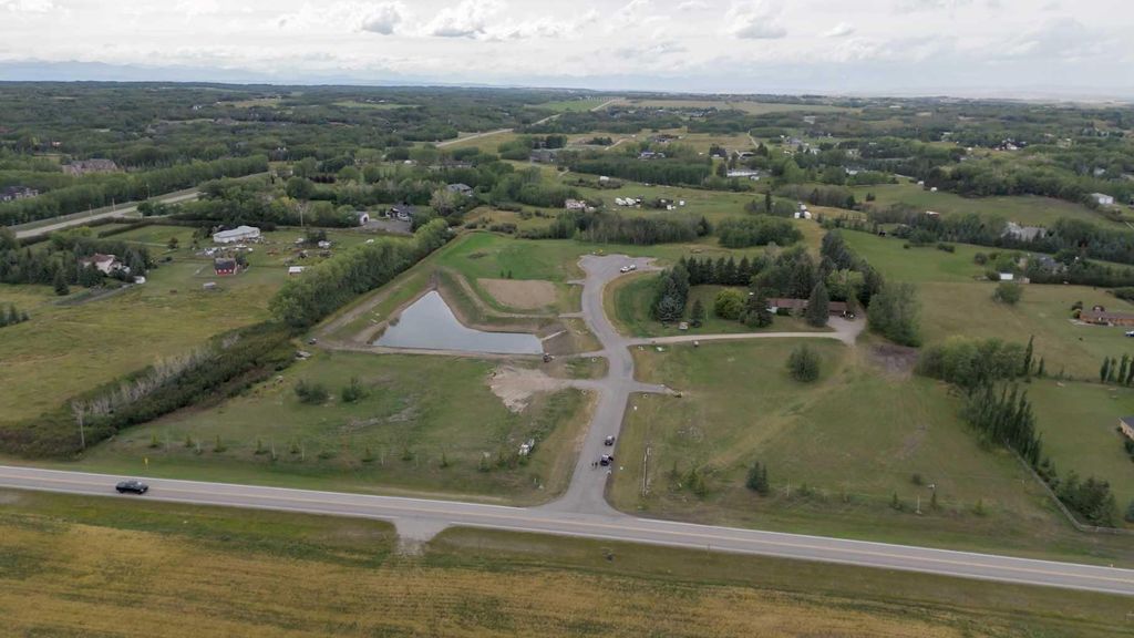 Photo of 51 Bearspaw Heights Place, Rural Rocky View County, AB T3R 1C4 (MLS # A2285965)