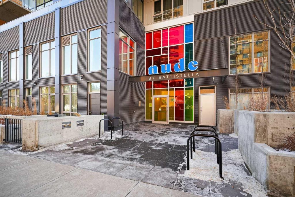 Photo of 1319 14 Avenue SW #203, Calgary, AB T3C 0W3 (MLS # A2313312)