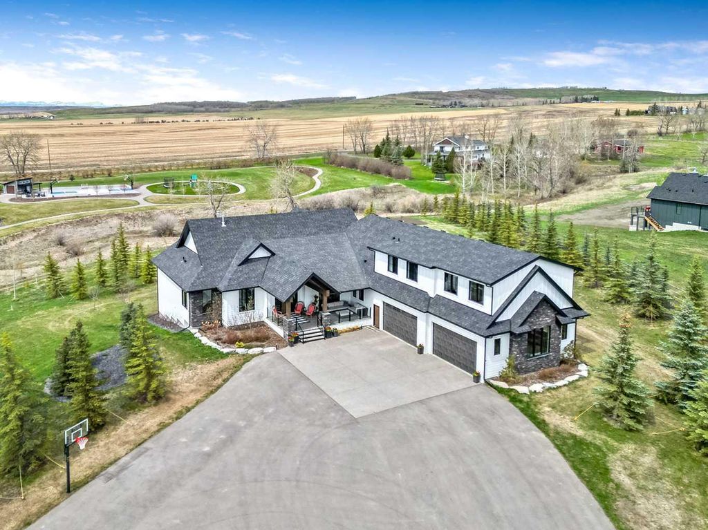 Photo of 338233 Panima Close W, Rural Foothills County, AB T1S 7A1 (MLS # A2309349)