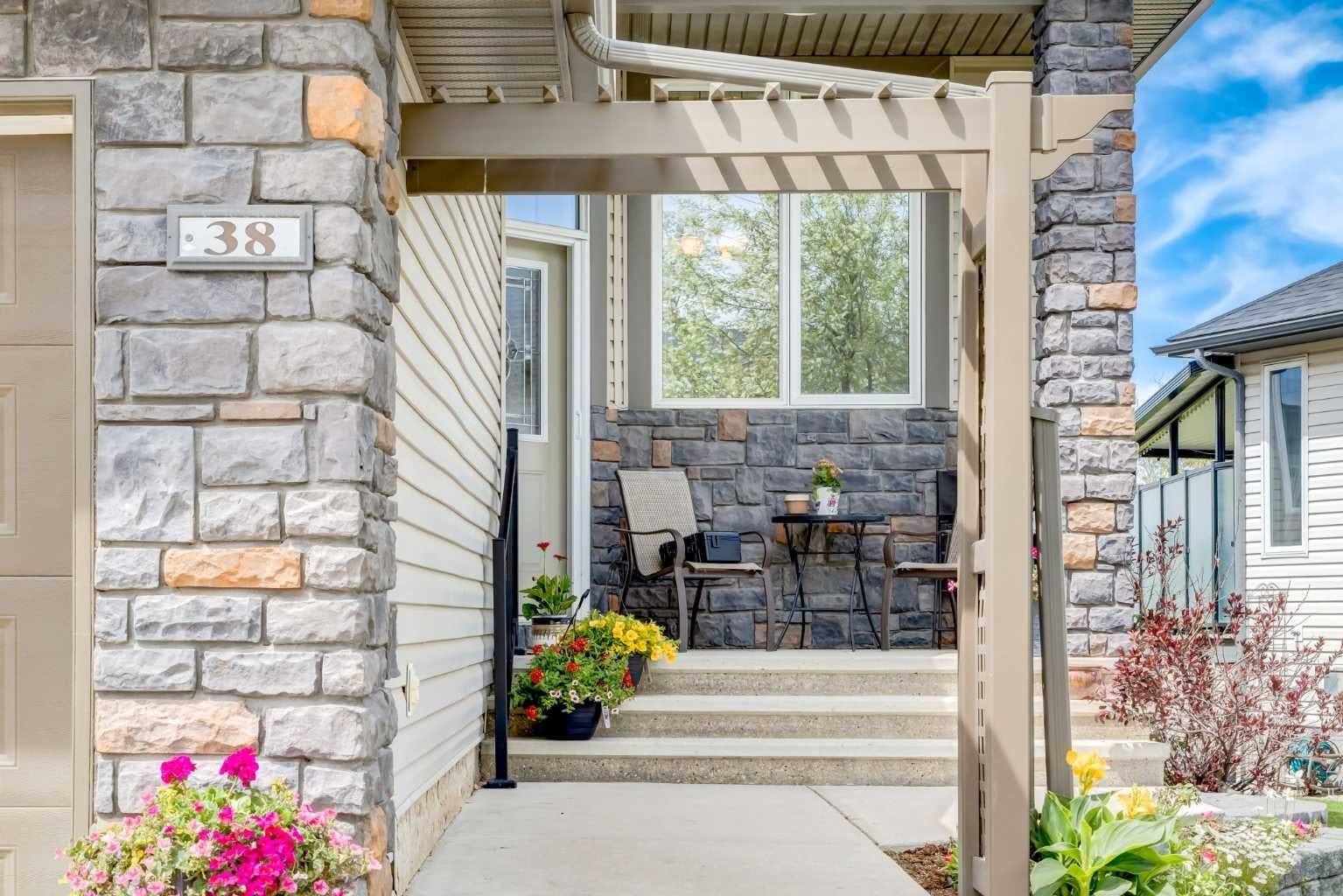 38 Kincora Terrace NW