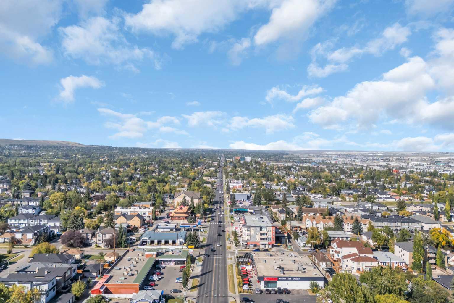 3726 Centre Street NE 11