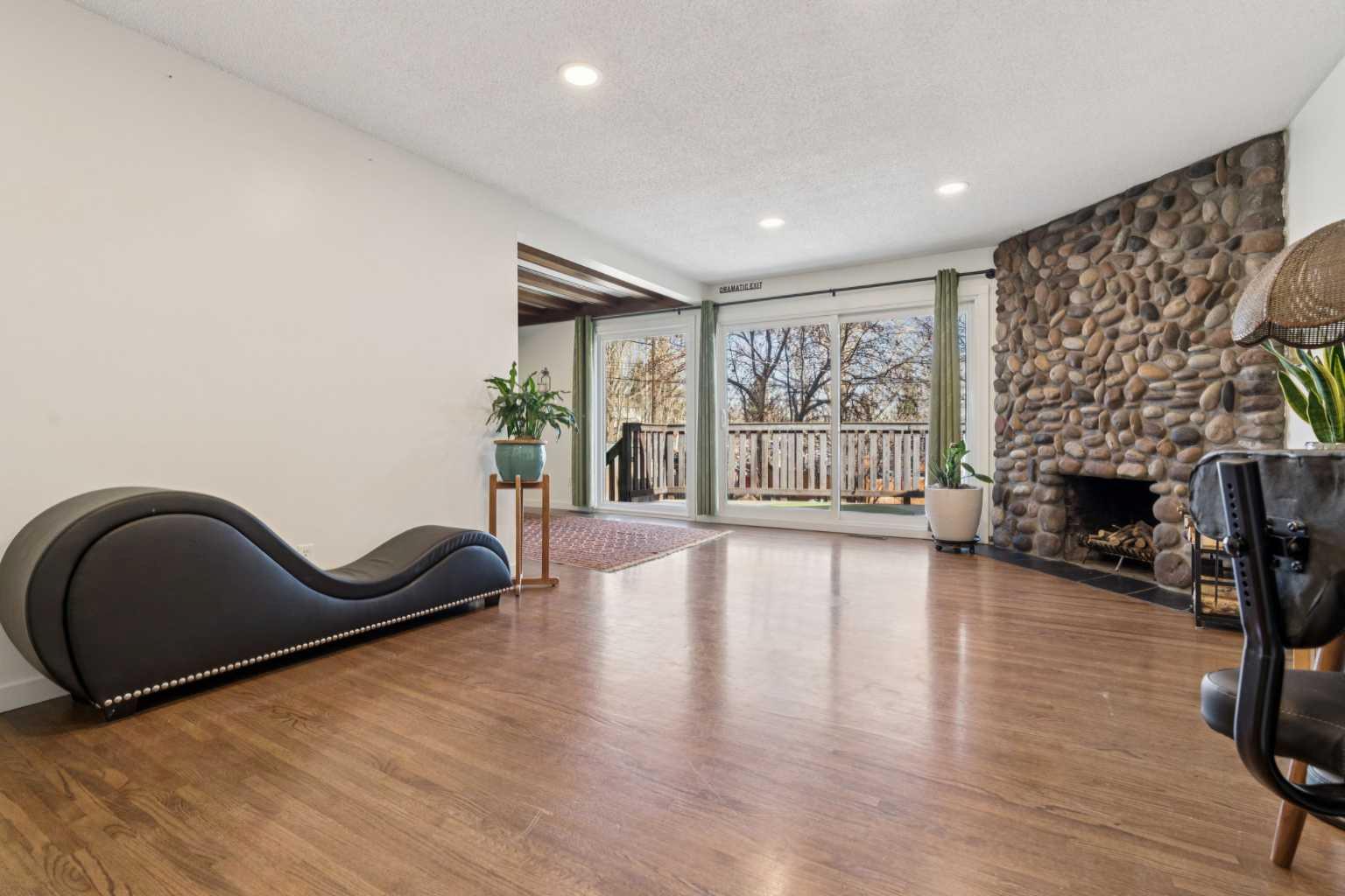 11175 Sacramento Drive SW