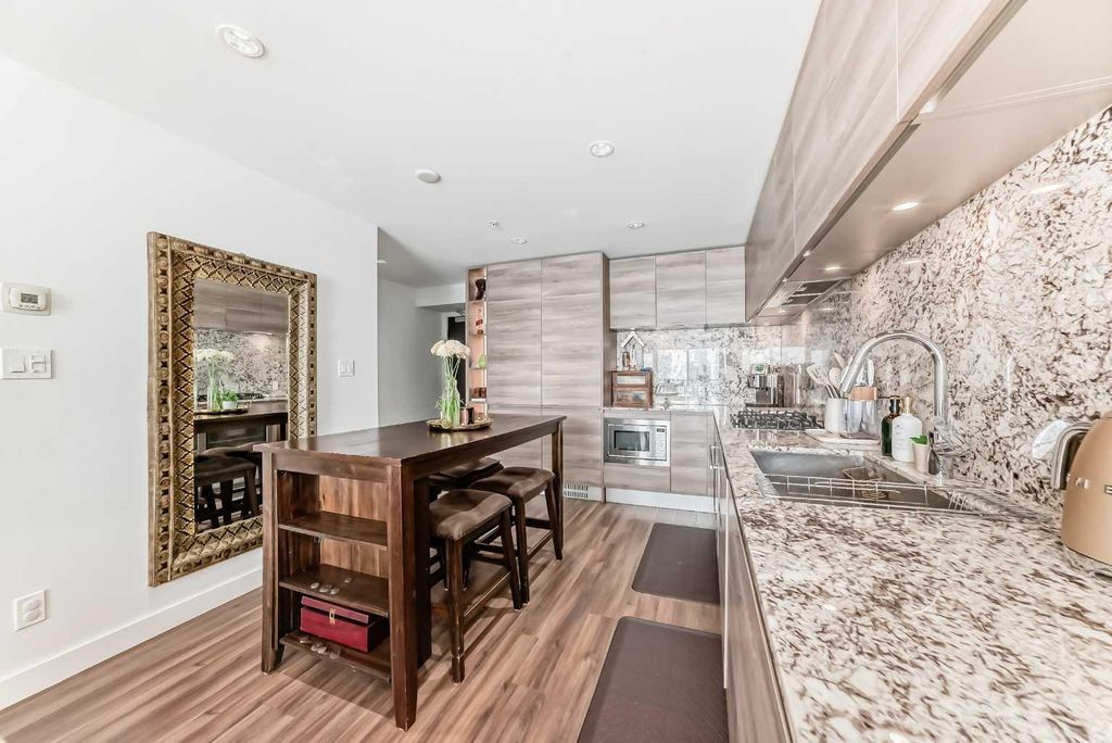 Photo of 310 12 Avenue SW #2205, Calgary, AB T2R 1B5 (MLS # A2303992)