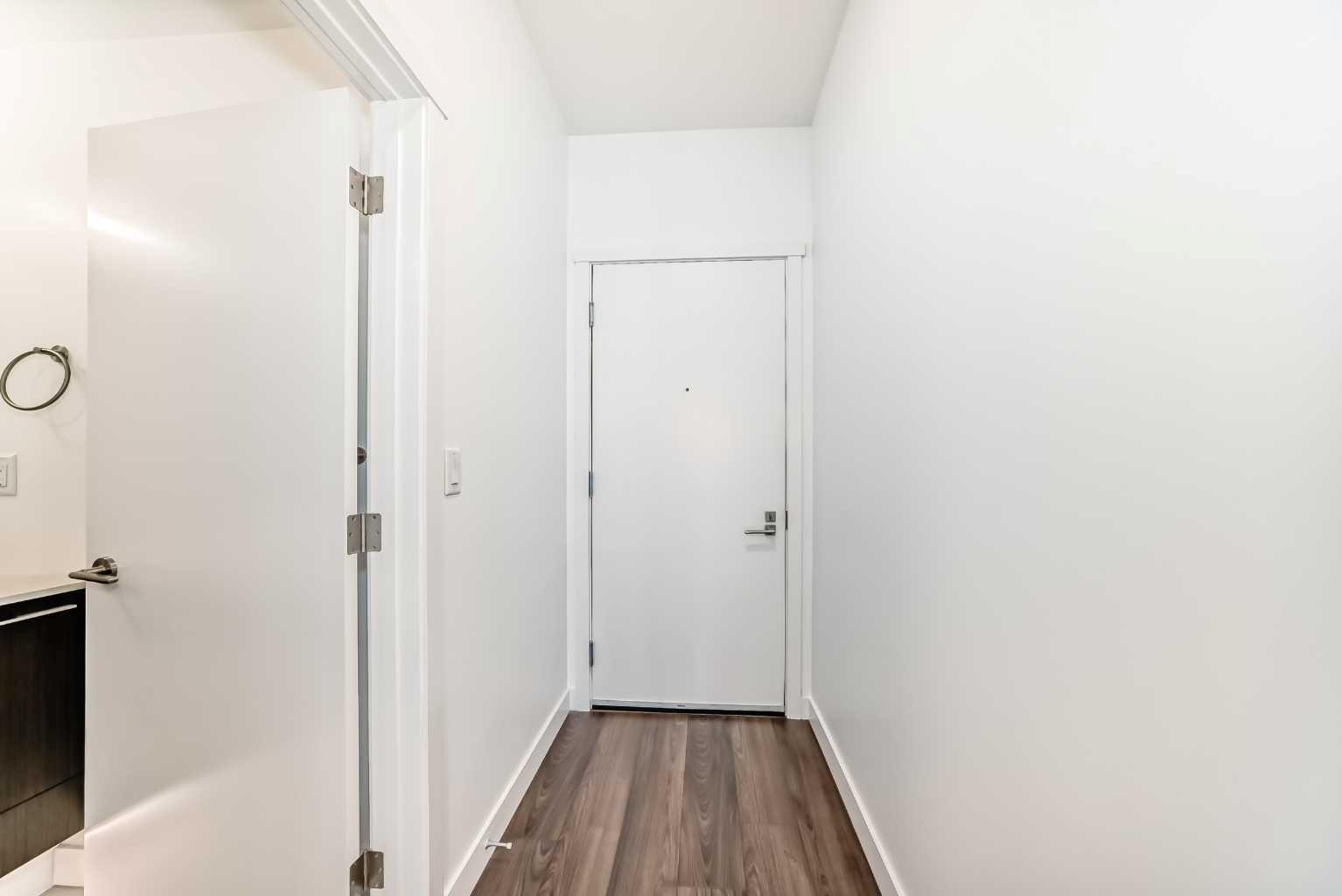 88 9 Street NE 123