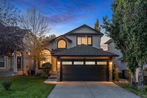307 Sierra Nevada Place SW Calgary AB T3H 3M9