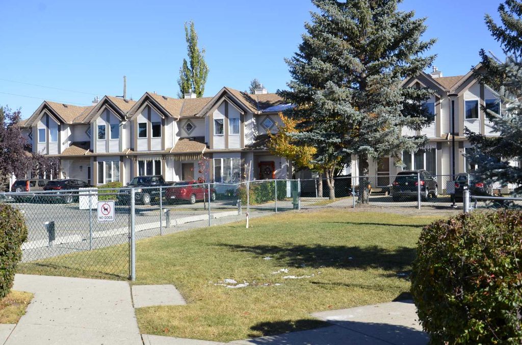 Photo of 12 Shawbrooke Court SW, Calgary, AB T2Y 3G2 (MLS # A2282131)