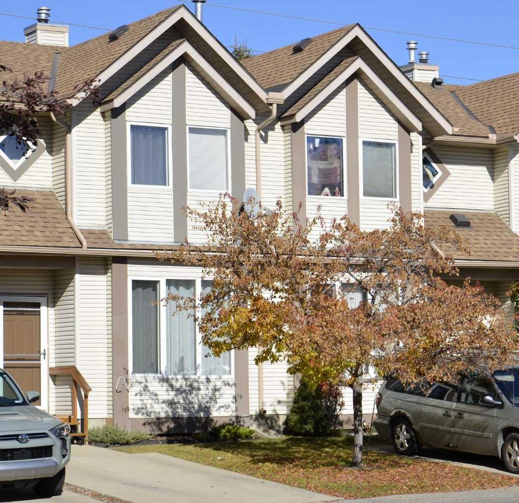 Photo of 12 Shawbrooke Court SW, Calgary, AB T2Y 3G2 (MLS # A2282131)