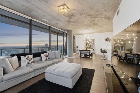 1010 6 Street SW 2707 Calgary AB T2R 1B4