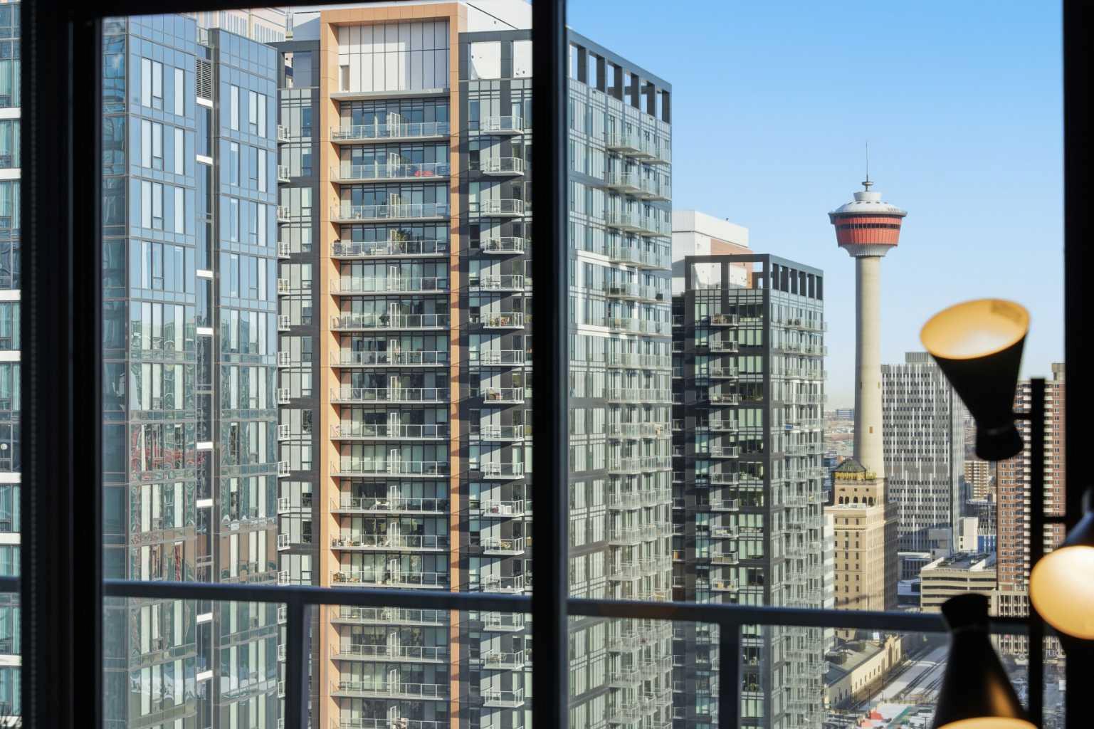 1010 6 Street SW 2707