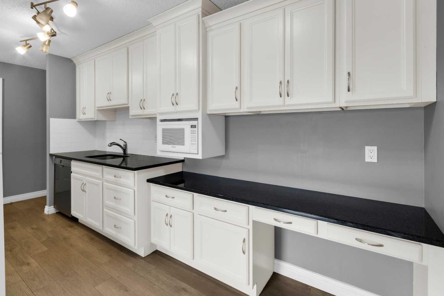 1602 11 Avenue SW 210