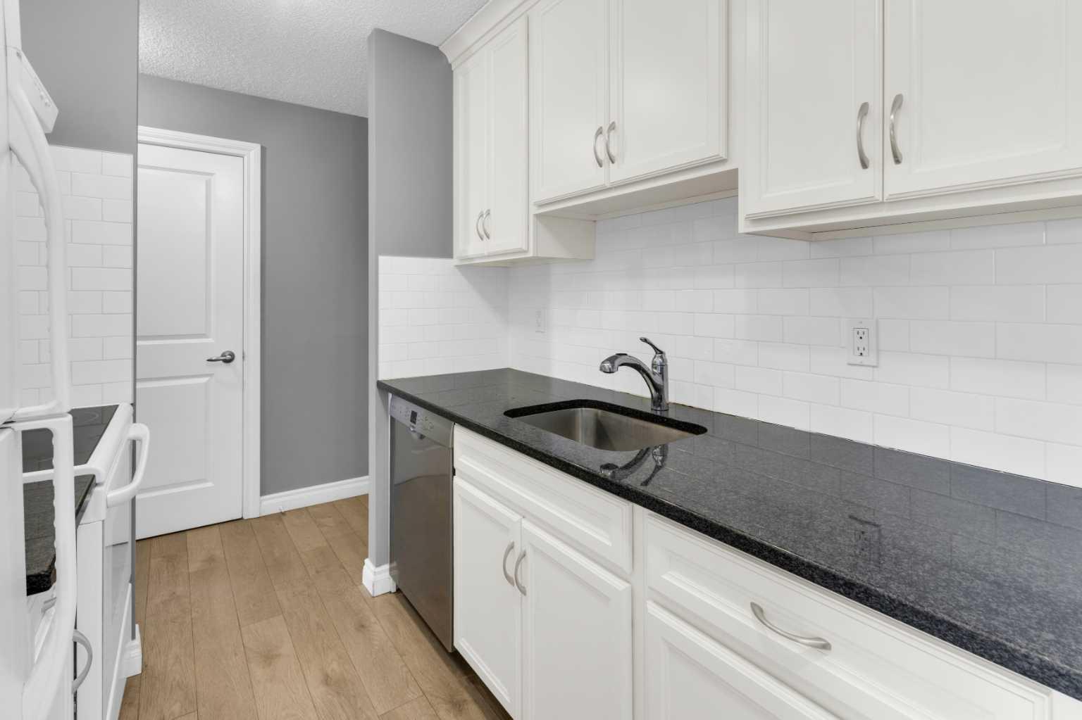 1602 11 Avenue SW 210