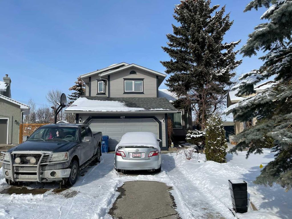 Photo of 627 Macewan Valley Road NW, Calgary, AB T3K 3T3 (MLS # A2277932)