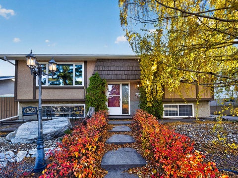 Photo of 1219 Hunterquay Hill NW, Calgary, AB T2K 4T3 (MLS # A2352665)