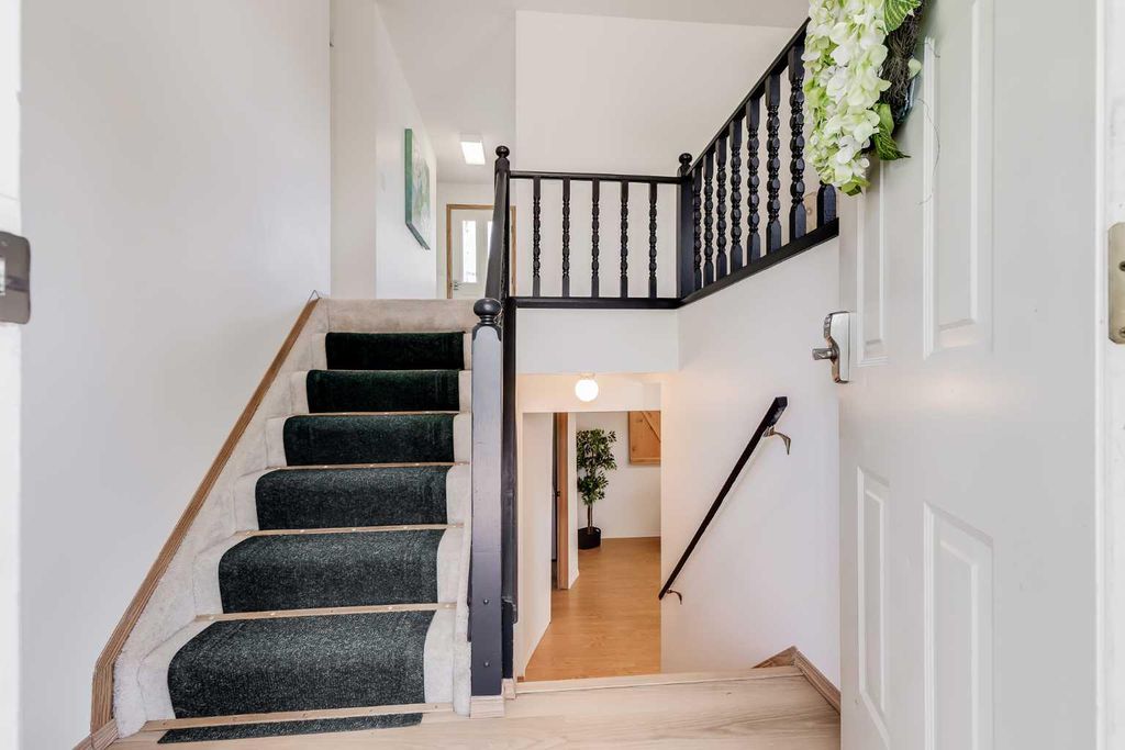Photo of 9 Park Place, Didsbury, AB T0M 0A2 (MLS # A2265463)