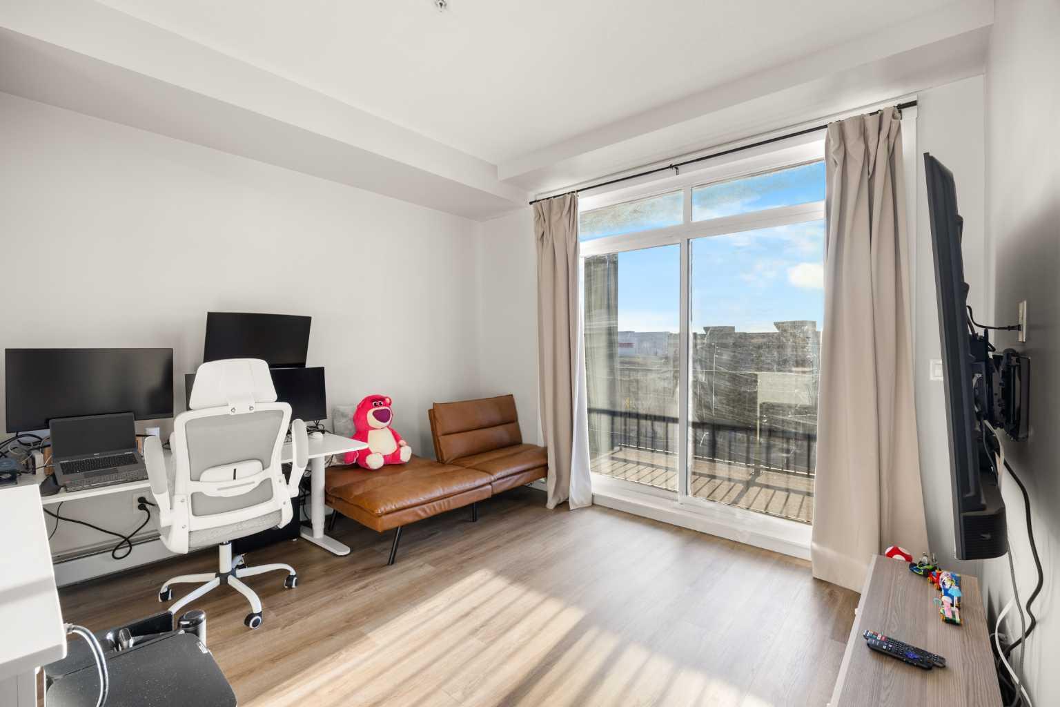 10 Sage Hill Walk NW 208