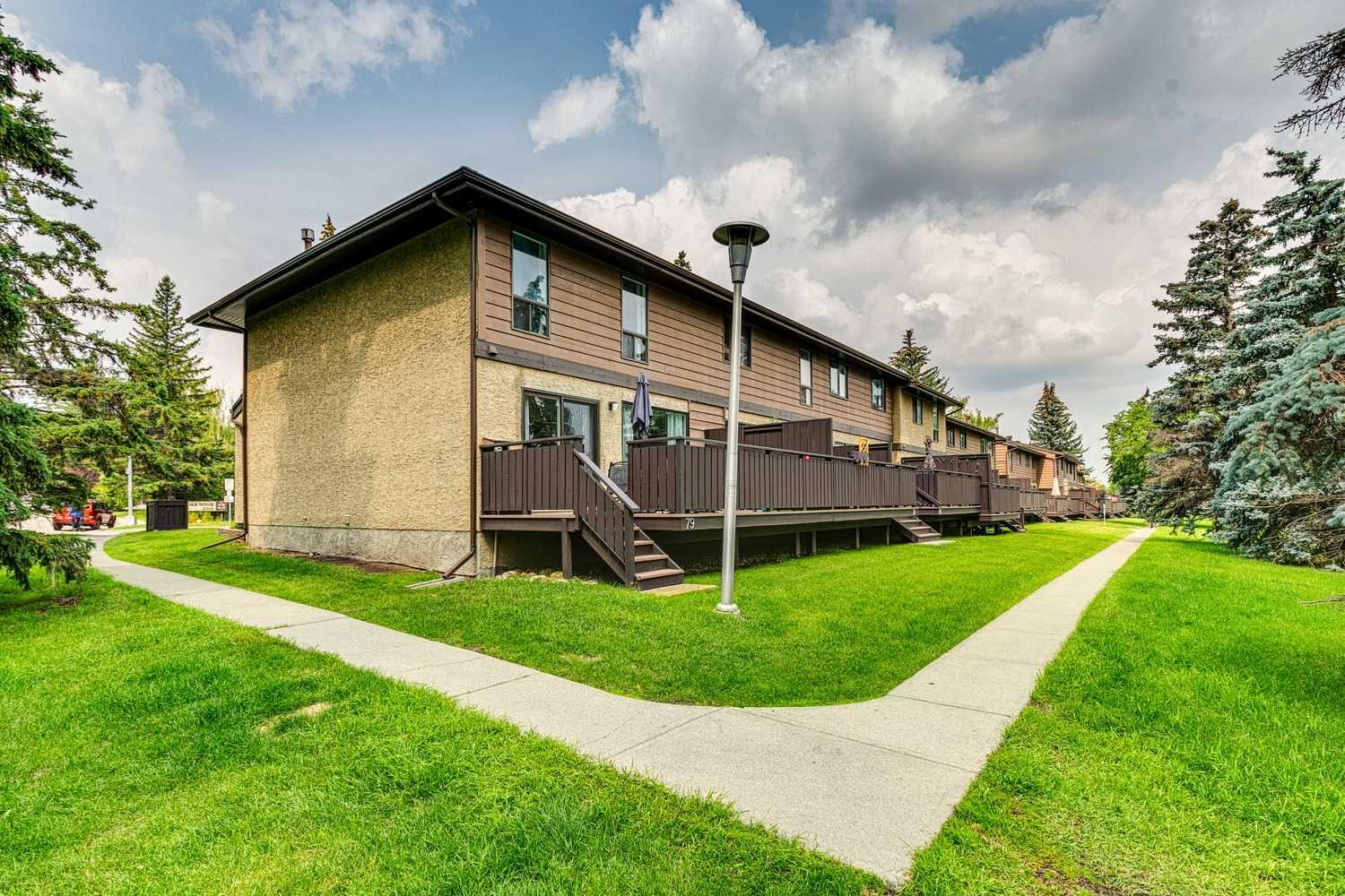 2300 Oakmoor Drive SW 79