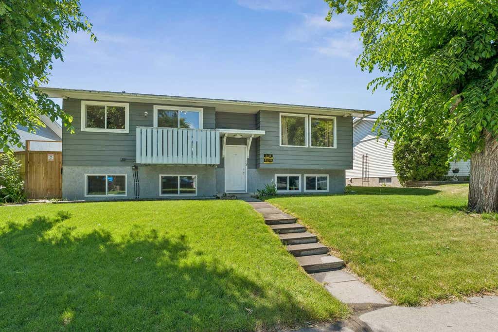 Photo of 2411 51 Street NE, Calgary, AB T1Y 1C2 (MLS # A2322792)
