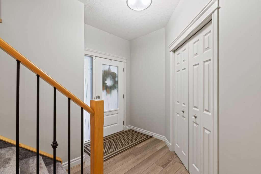 Photo of 126 Chapman Close SE, Calgary, AB T2X 3V7 (MLS # A2336195)