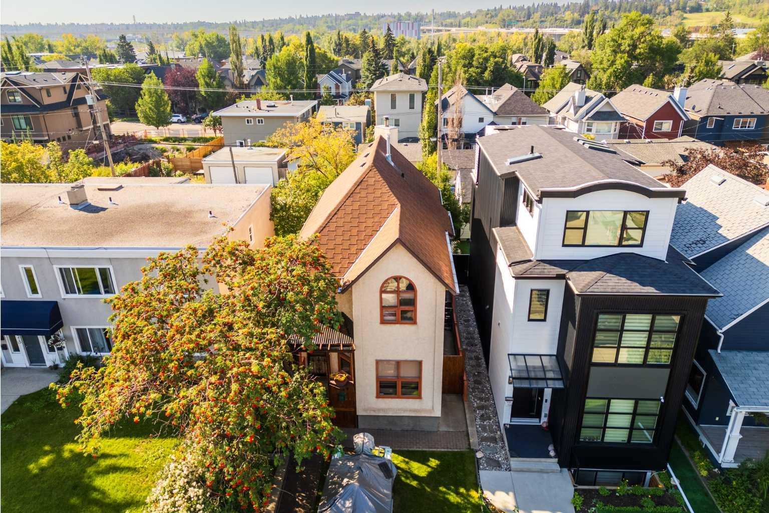 2219 Westmount Road NW