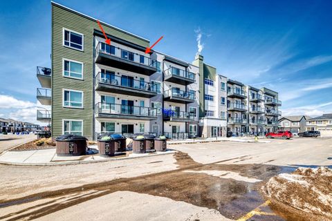 Photo of 33 Carringham Gate NW #1402, Calgary, AB T3P 2H6 (MLS # A2298754)