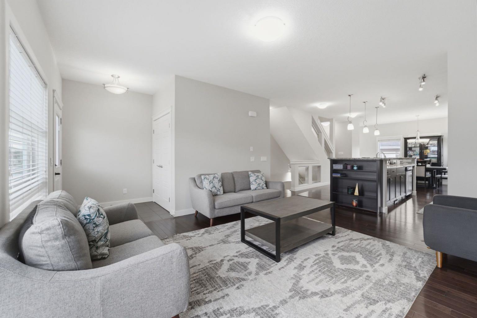 22 Redstone Road NE