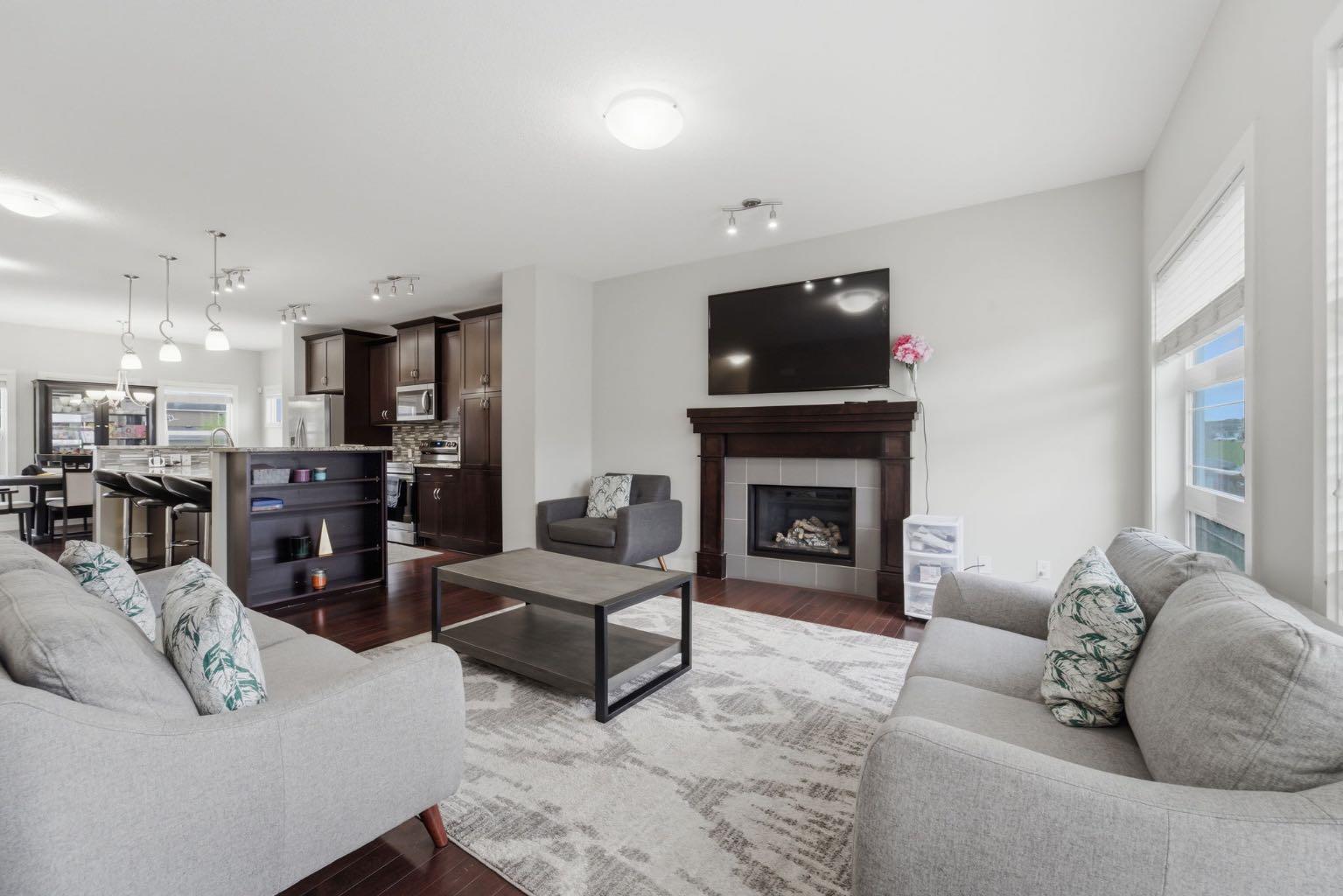22 Redstone Road NE