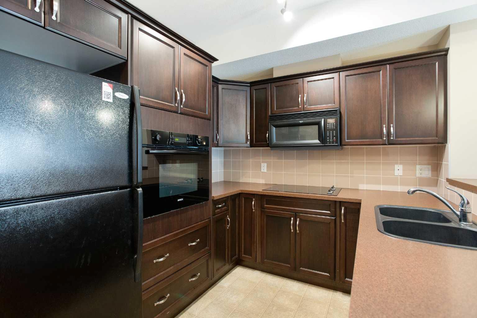 60 Royal Oak Plaza NW 217