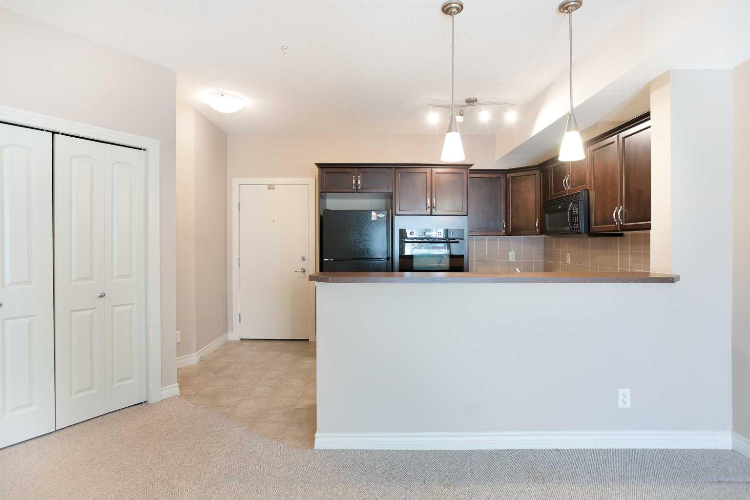 60 Royal Oak Plaza NW 217
