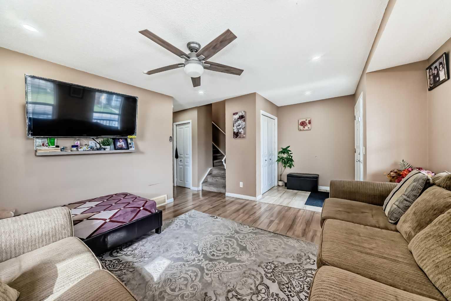 1066 Taradale Drive NE