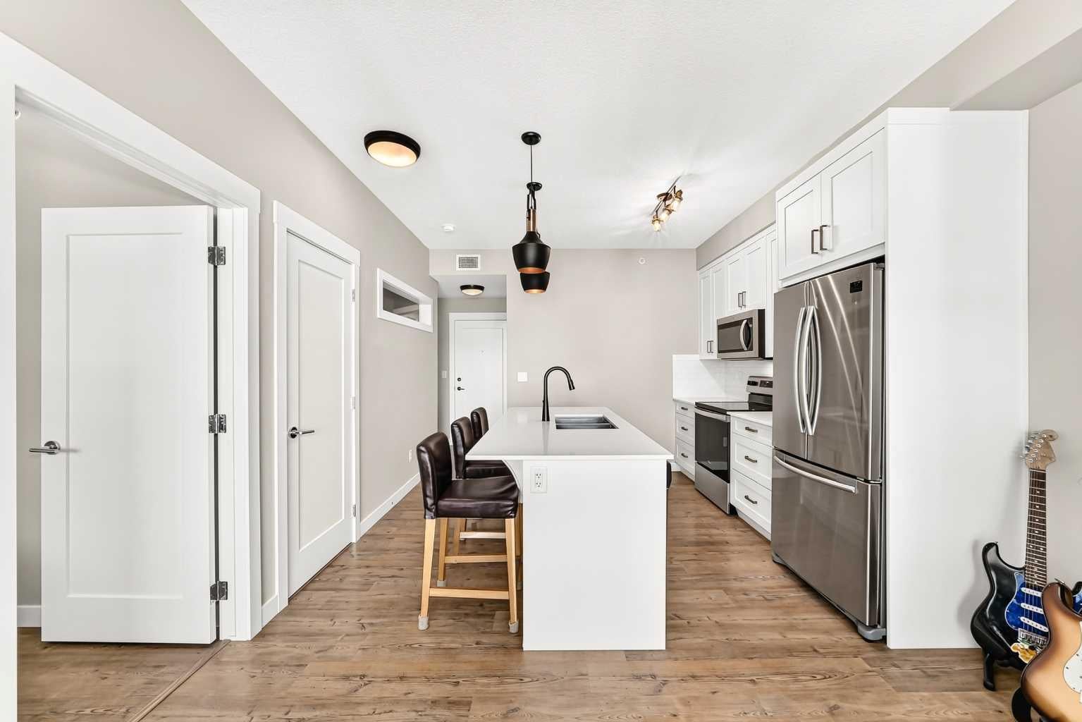 300 Auburn Meadows Common SE 402