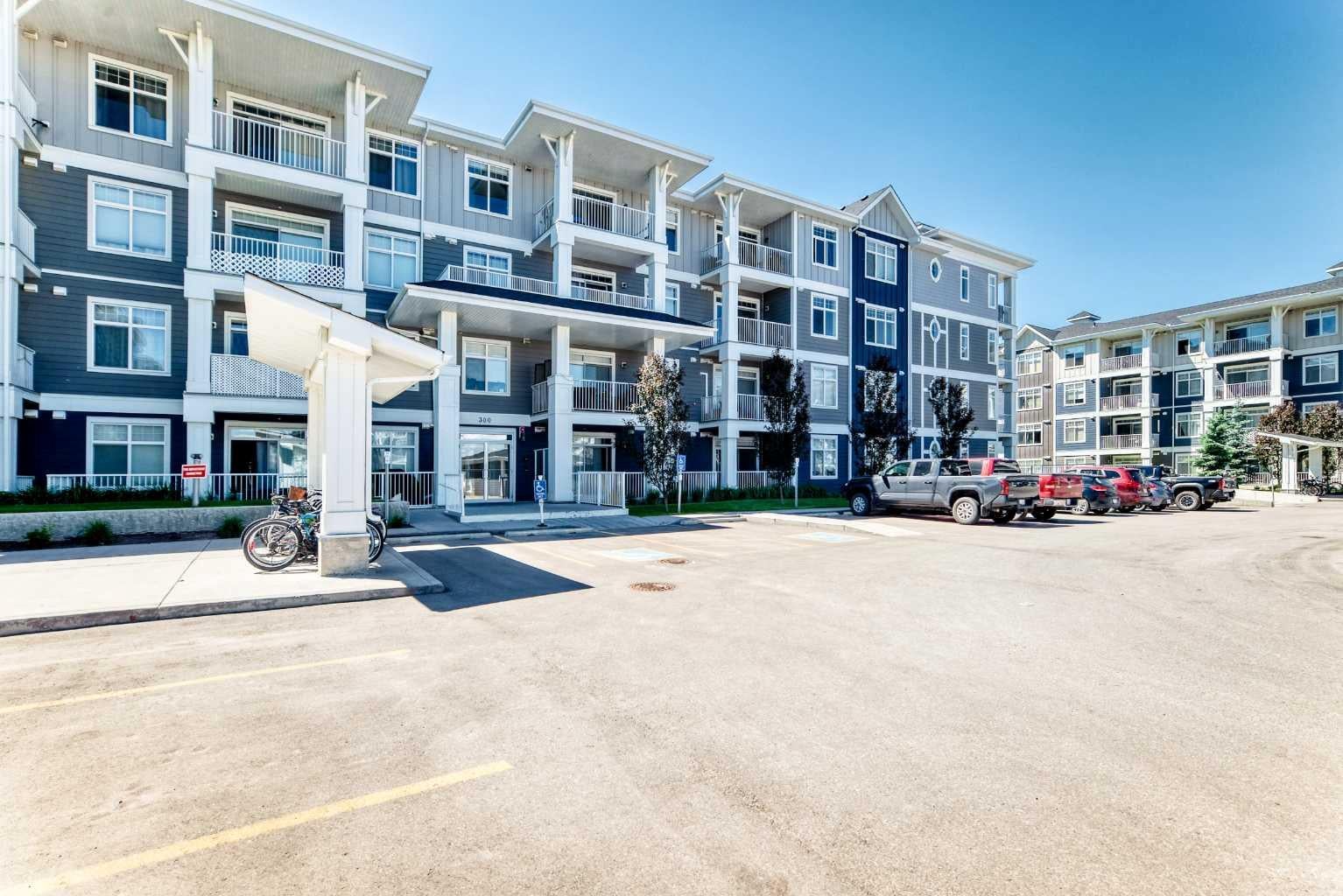 300 Auburn Meadows Common SE 402