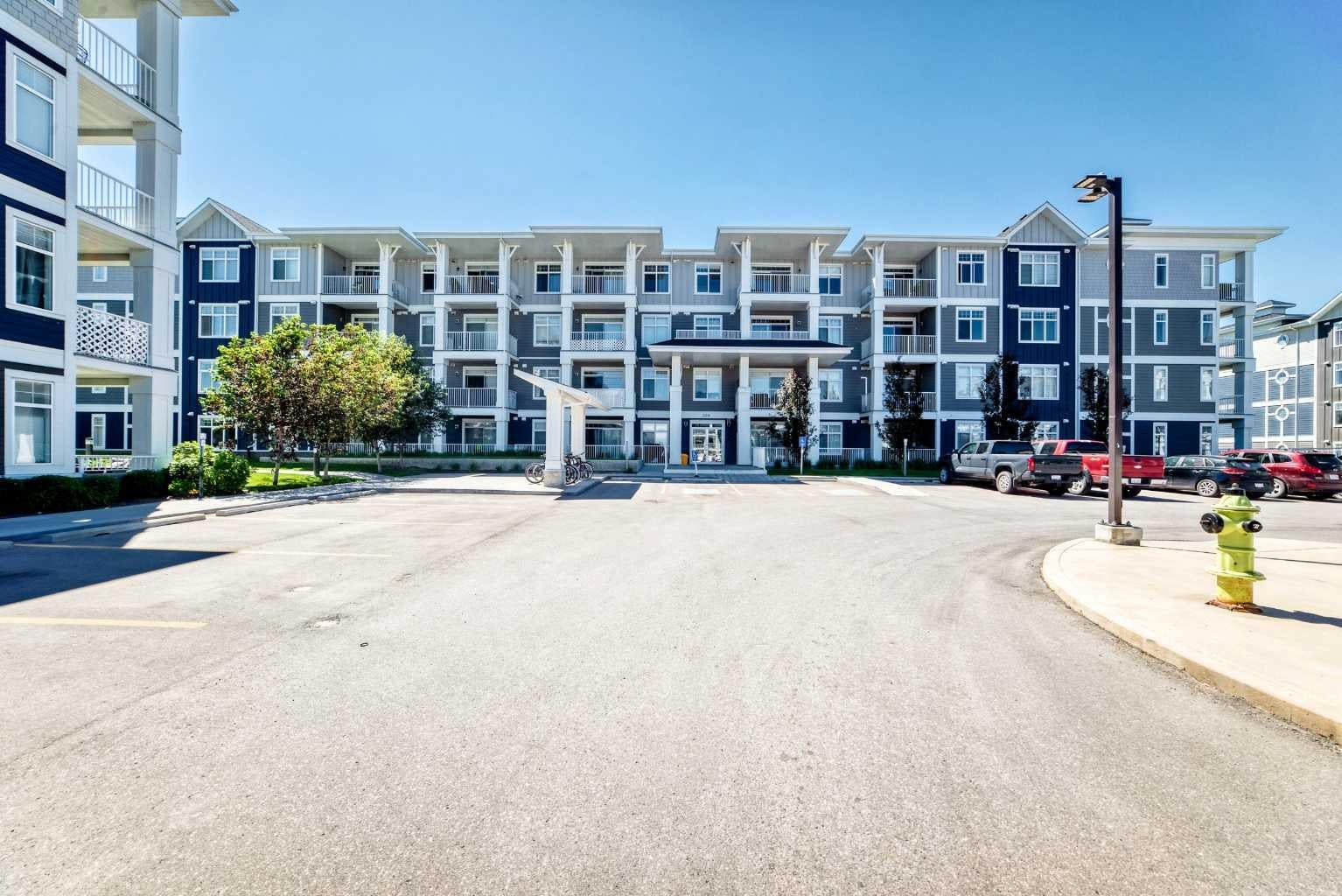 300 Auburn Meadows Common SE 402