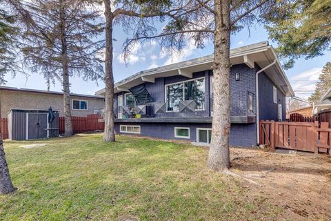 Photo of 4210 Richmond Road SW, Calgary, AB T3E 4P3 (MLS # A2305928)