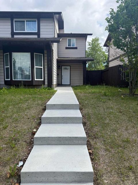 Photo of 7104 Temple Drive NE, Calgary, AB T1Y 4E6 (MLS # A2323415)