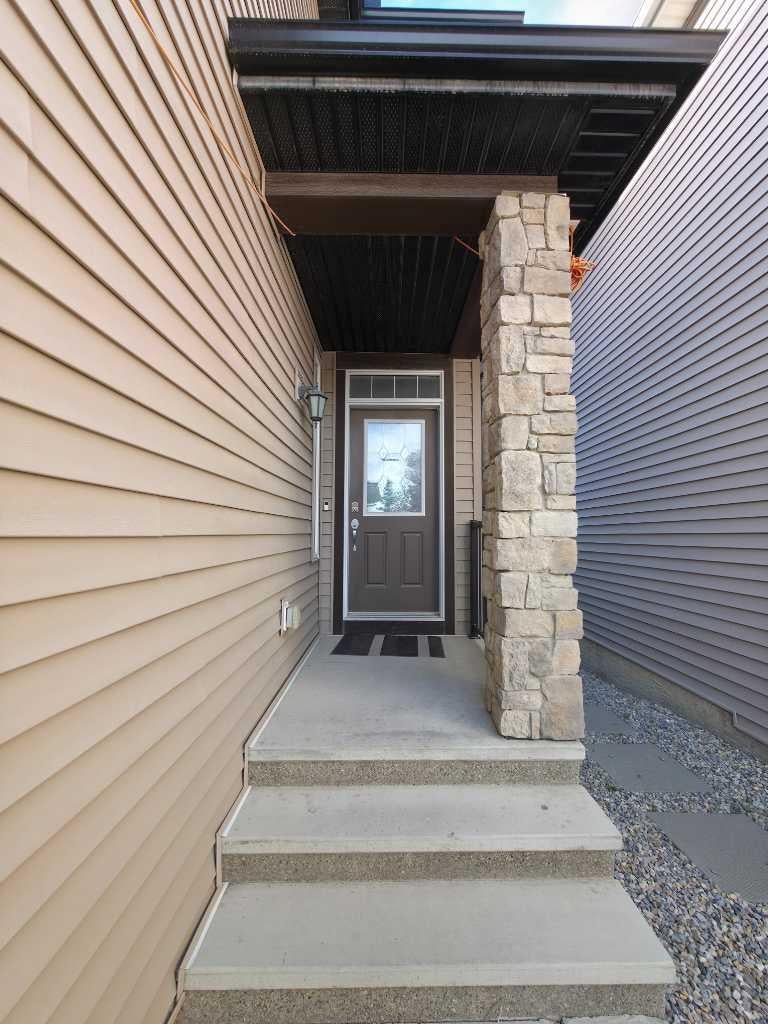 16 Nolancrest Green NW