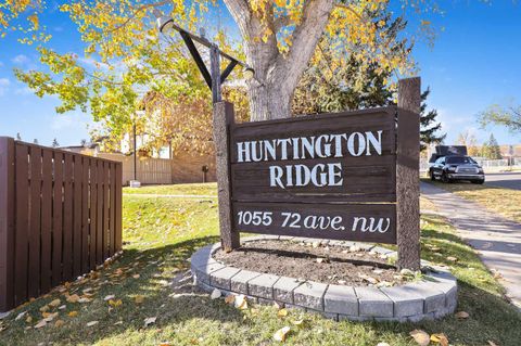 Photo of 1055 72 Avenue NW #2, Calgary, AB T2K 5S4 (MLS # A2264496) Photo of 1055 72 Avenue NW #2, Calgary, AB T2K 5S4 (MLS # A2264496)