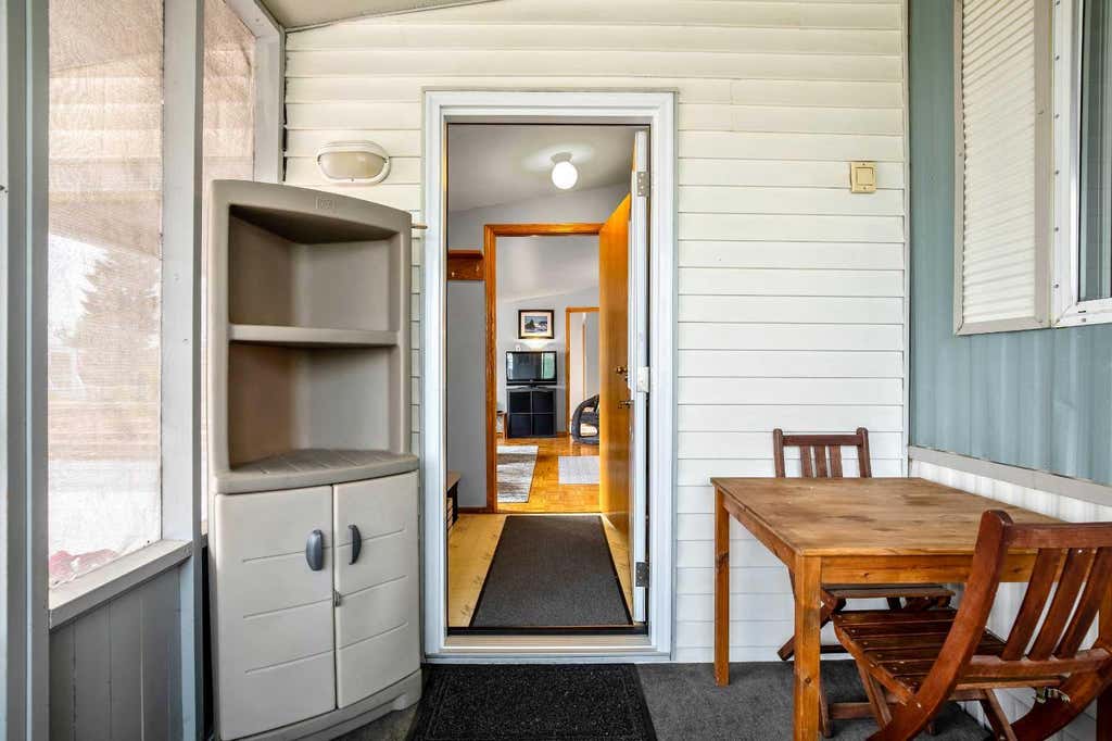 Photo of 215 Homestead Close, High River, AB T1V 1J8 (MLS # A2336020)