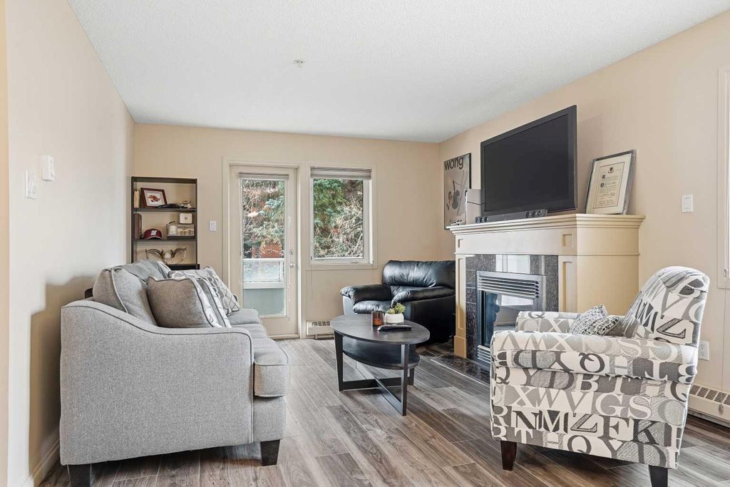 Photo of 790 Kingsmere Crescent SW #212, Calgary, AB T2V 2G9 (MLS # A2315015)