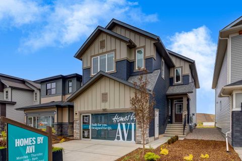 Photo of 560 Walgrove Boulevard SE, Calgary, AB T2X 4Y7 (MLS # A2259381) Photo of 560 Walgrove Boulevard SE, Calgary, AB T2X 4Y7 (MLS # A2259381)