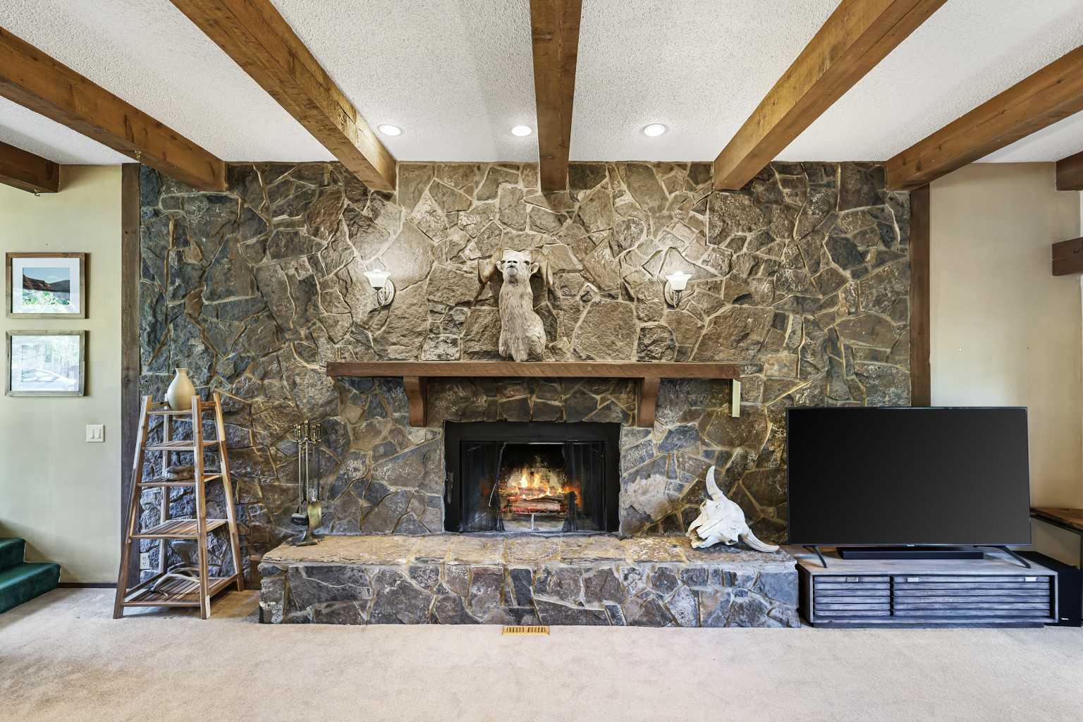 3420 Centre B Street NW