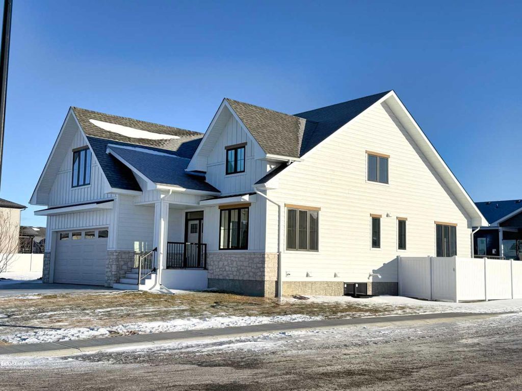 Photo of 39 Williams Avenue, Olds, AB T4H 0E6 (MLS # A2286070)