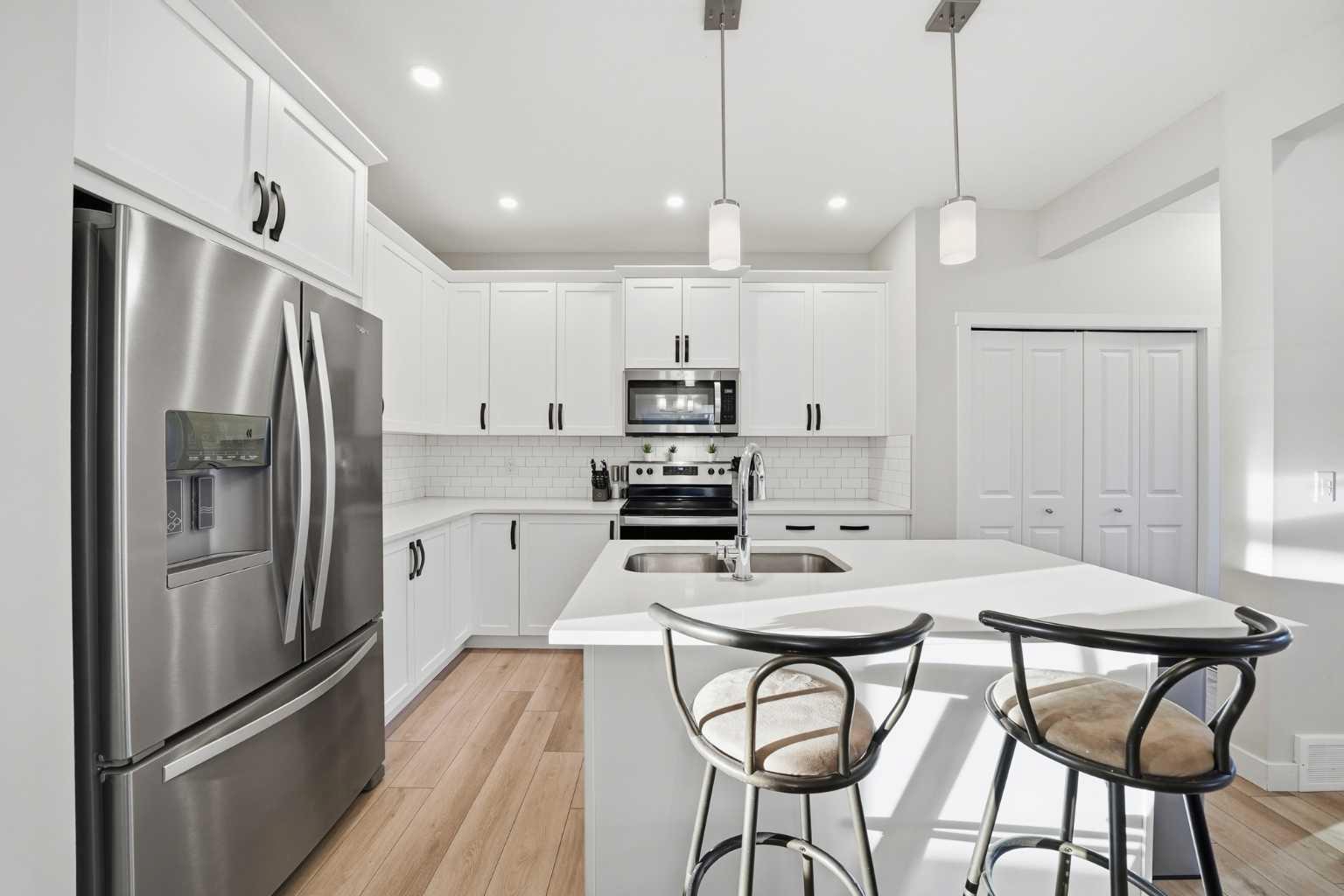 352 Bayview Street SW