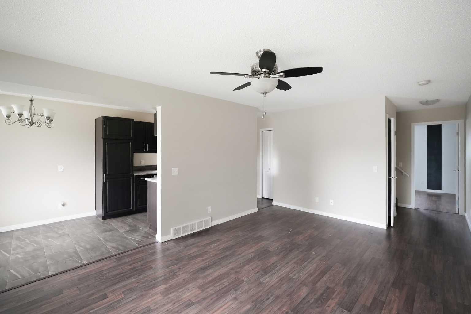 118 Dovertree Place SE