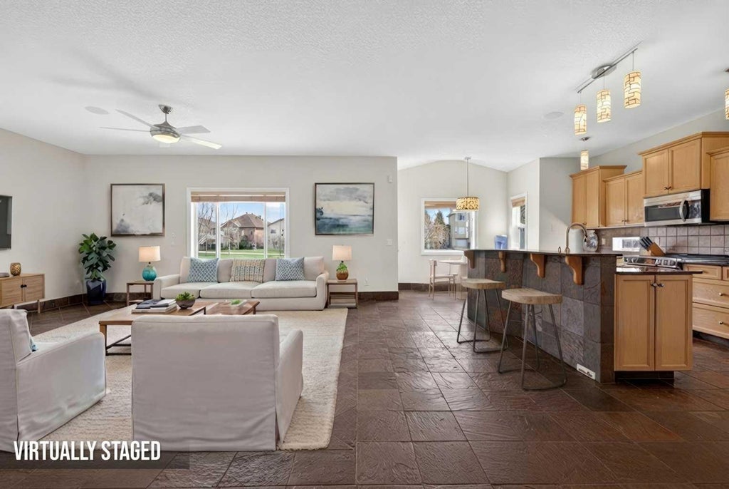 Photo of 172 COVE Drive, Chestermere, AB T1X 1E5 (MLS # A2309172)
